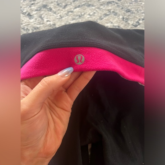 Lululemon Flared Leggings with Pink Band Size 4 - Picture 3 of 4